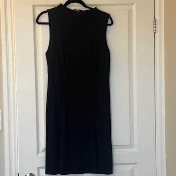 Lord & Taylor Dresses & Skirts - Lord & Taylor - Black Shift Dress - Size 12